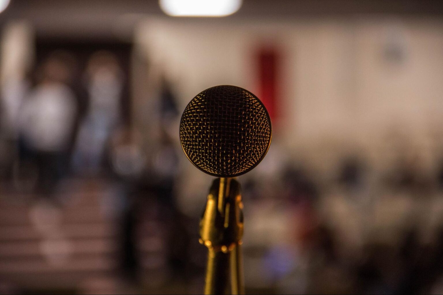 Learn How to Speak Out Like a Leader